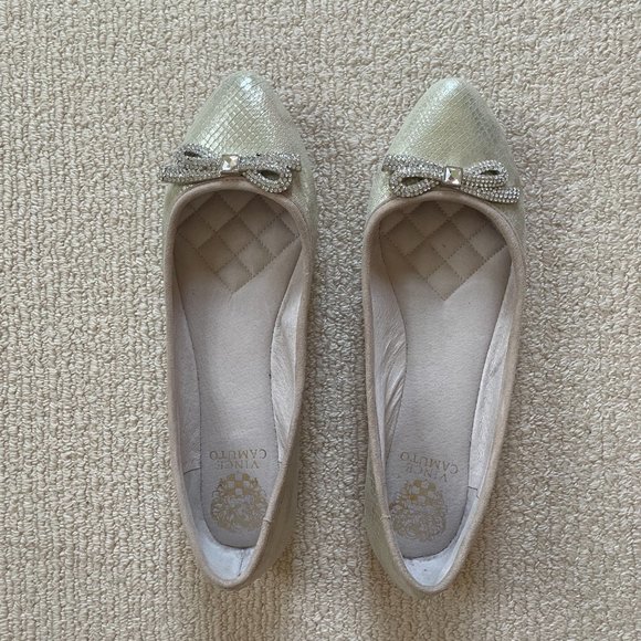Vince Camuto Ballet Flats – Brand New! - Picture 2 of 3